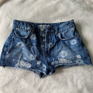 super cute flower shorts from topshop